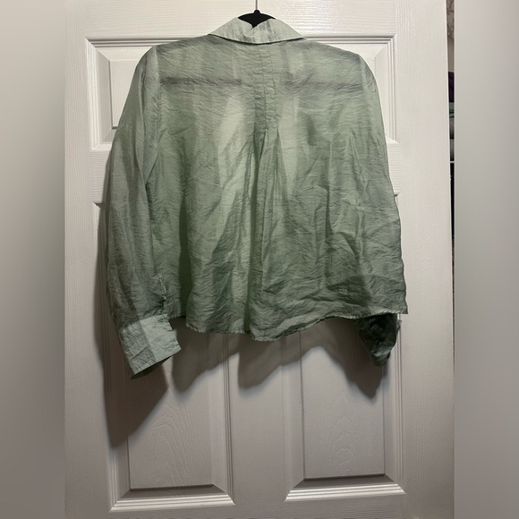 Zara Green Chiffon Button down - Picture 2 of 5